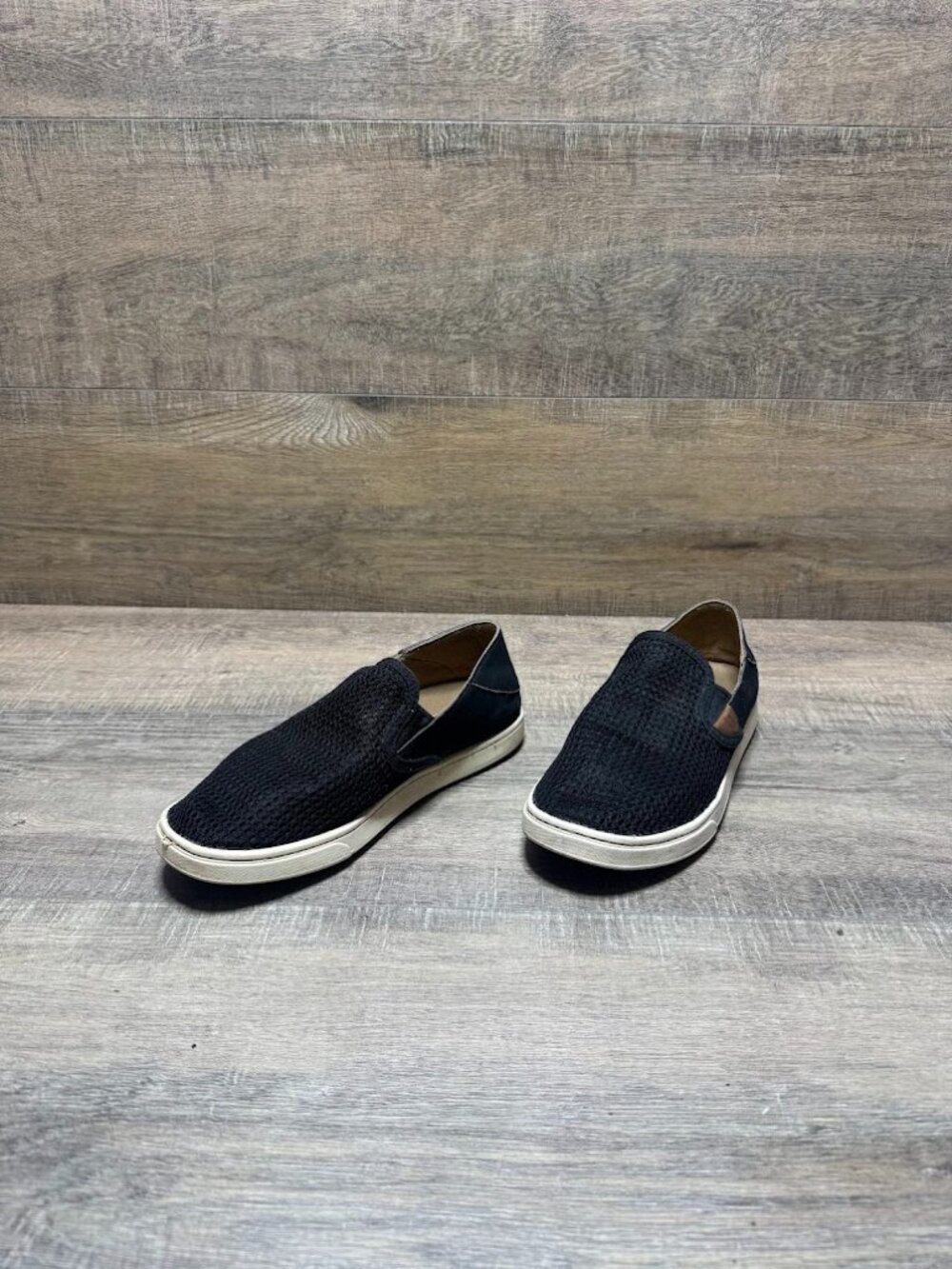 Olukai Pehuea Black Mesh Slip On Shoe Women's Size 7